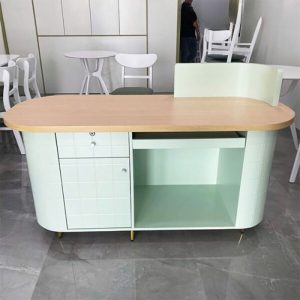 Quầy lễ tân văn phòng cũ