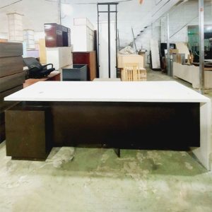 Bàn giám đốc 2m4 hiện đại cũ