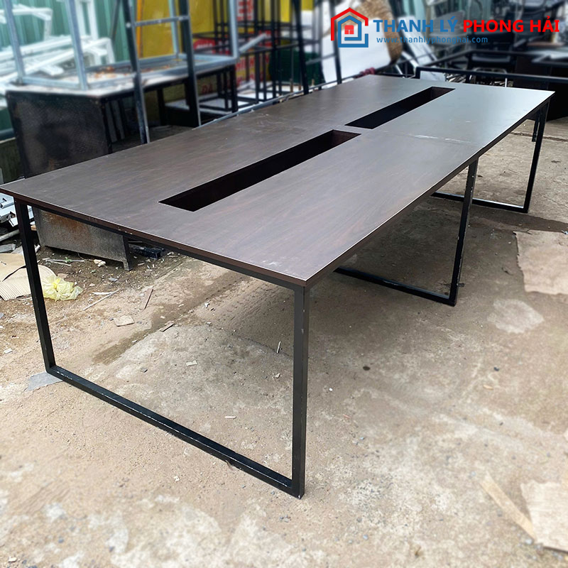 Bàn Họp Chân Sắt Mặt Gỗ 2m8 Cũ