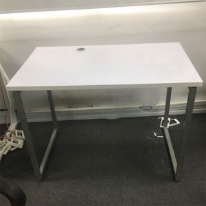 Bàn Làm Việc Chân Sắt Mặt Gỗ Trắng Cũ