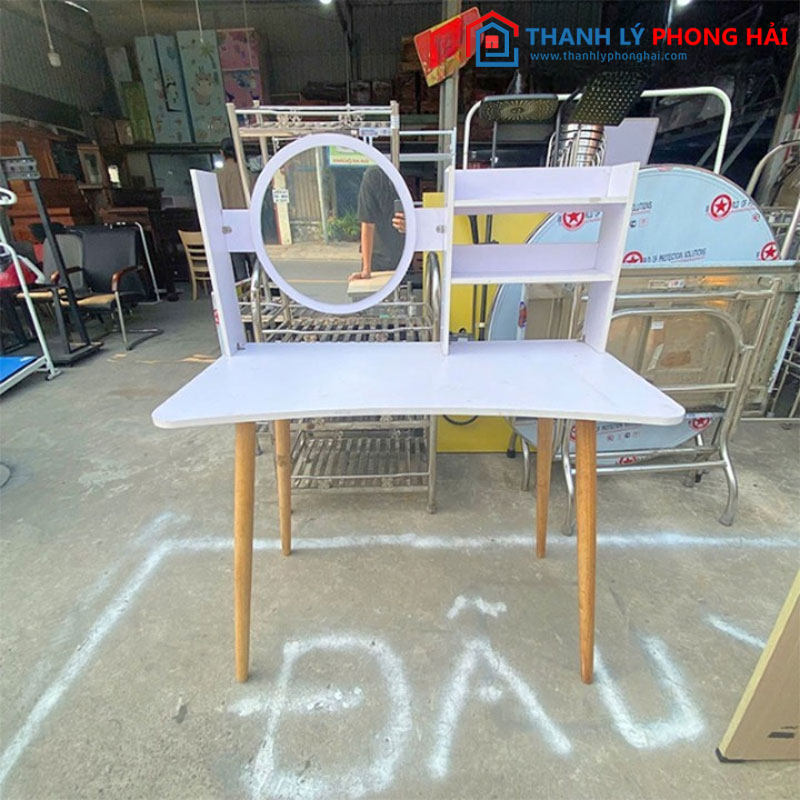 Bàn trang điểm gương tròn cũ