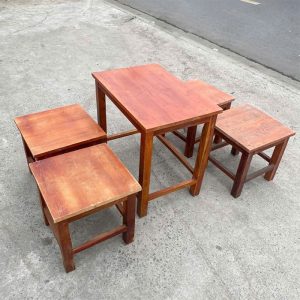 Bộ bàn ghế cafe cóc gỗ cũ