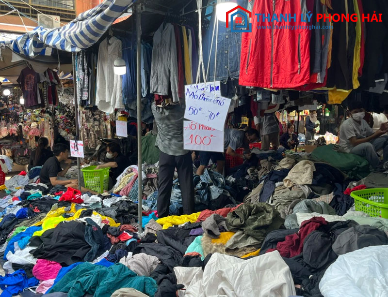 Chợ đồ cũ hoàng hoa thám