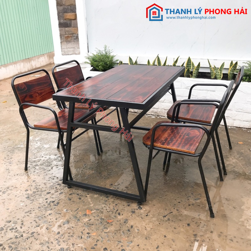 Bộ Bàn Ghế Chân Sắt Thanh Lý Mới 99%