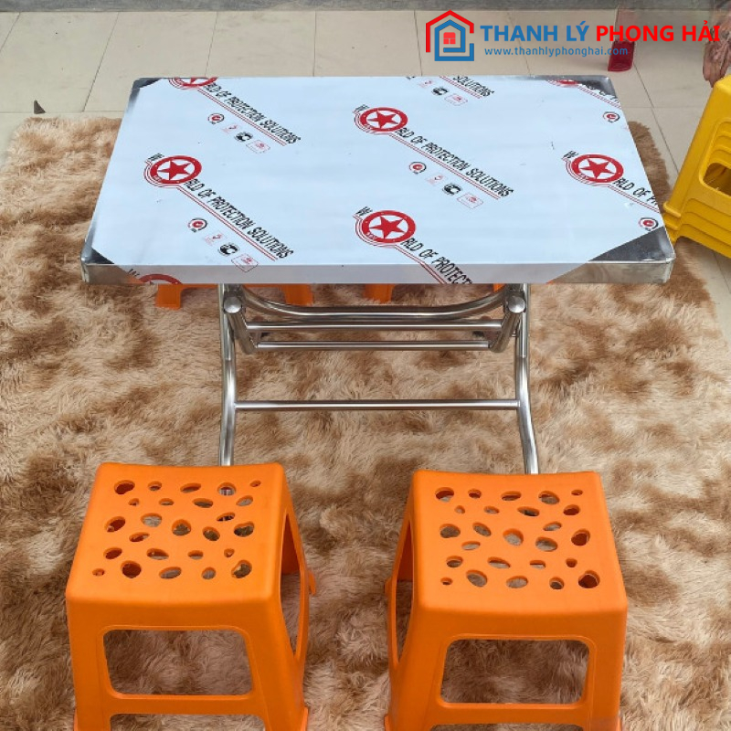 Thanh Lý Bộ Bàn Ăn 4 Ghế Đôn Nhiều Màu Mới 99% (3 Màu)