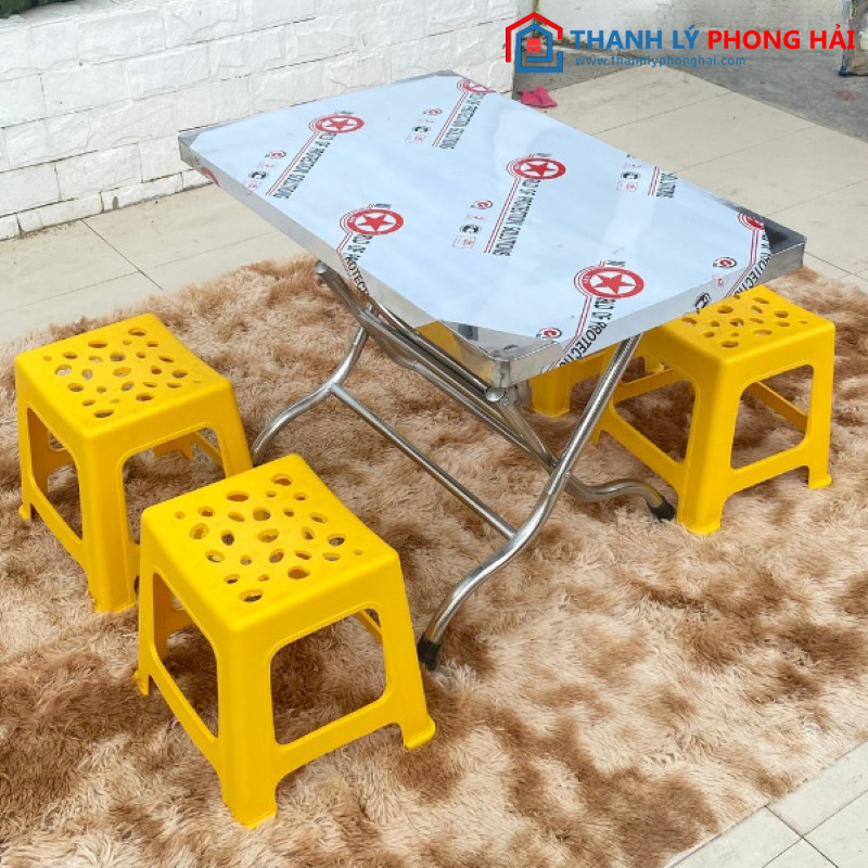 Thanh Lý Bộ Bàn Ăn 4 Ghế Đôn Nhiều Màu Mới 99% (3 Màu)