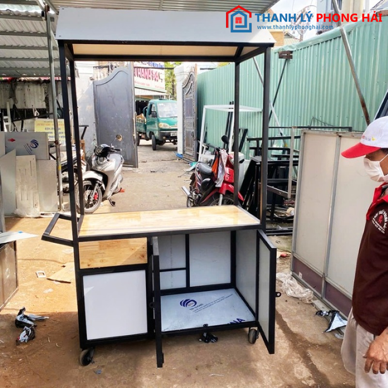 Thanh Lý Xe Cafe Có Mái Che 1m2 Mới 99%