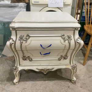 Tủ Đầu Giường Chạm Hoa Văn 60cm Cũ