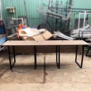Bàn Làm Việc 3 Người Có Bửng Che 2m4 Cũ