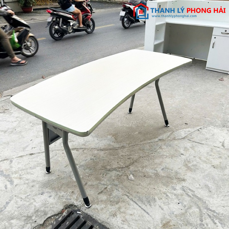 Bàn Trưởng Phòng Gỗ Phủ Melamine