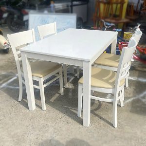 Bộ Bàn Ăn Cabin 1m2 Cũ Kèm 4 Ghế Gỗ