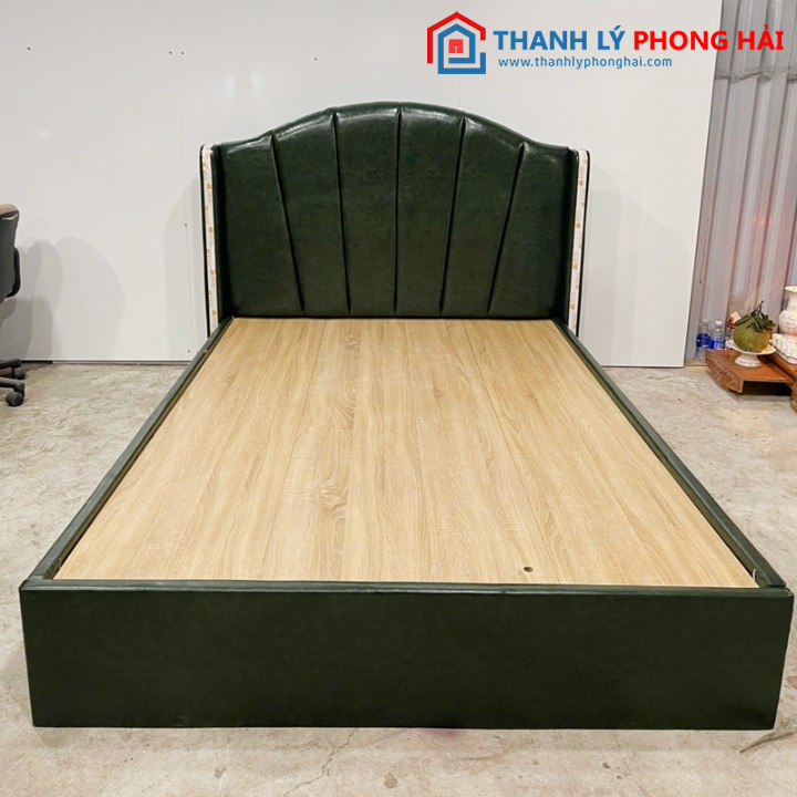 Thanh Lý Giường Ngủ Bọc Da Simili Bóng 1m4 Mới 99%