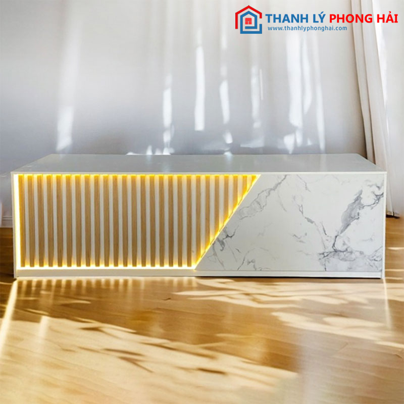 Thanh Lý Quầy Lễ Tân Giả Đá Có LED Mới 99%