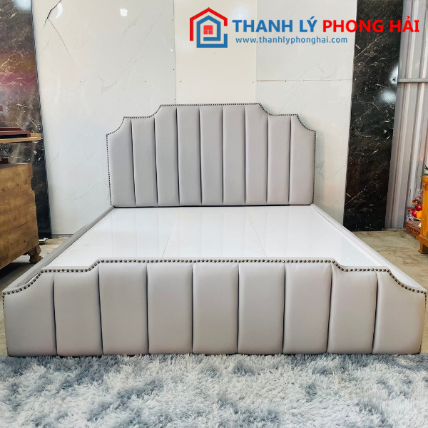 Thanh Lý Giường Bọc Da 1m8 Mới 99%