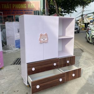 Tủ Quần Áo Chú Cún Ngộ Nghĩnh mở tủ