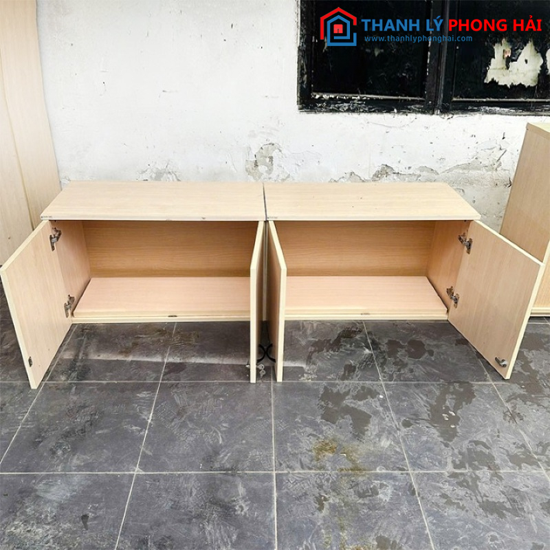 Tủ Treo Tường Gỗ Gọn Nhẹ 82cm Cũ bên trong
