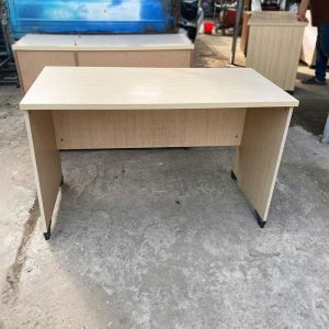 Bàn Làm Việc Gỗ Công Nghiệp 1m2 Cũ 2
