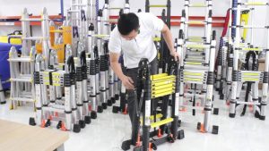 Cửa hàng thanh lý thang nhôm cũ