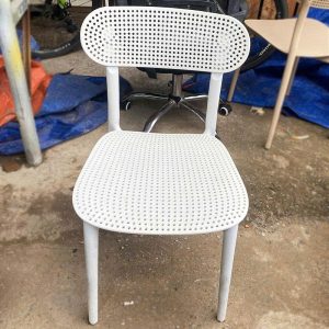 Ghế Nhựa Lỗ Đục Nhiều Màu Cũ 2