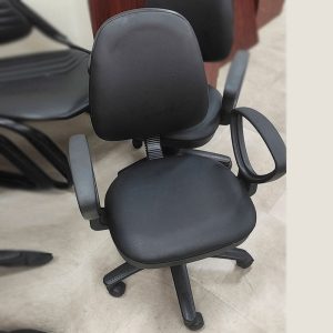 Ghế Xoay Nhỏ Đệm Nỉ Chân Nhựa Cũ ( Nhiều Màu)