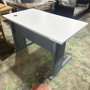 Bàn Làm Việc Cũ 1m2 Mặt Gỗ Trắng