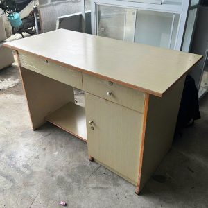 Bàn Làm Việc Cũ 1m18 Kèm Hộc Bàn