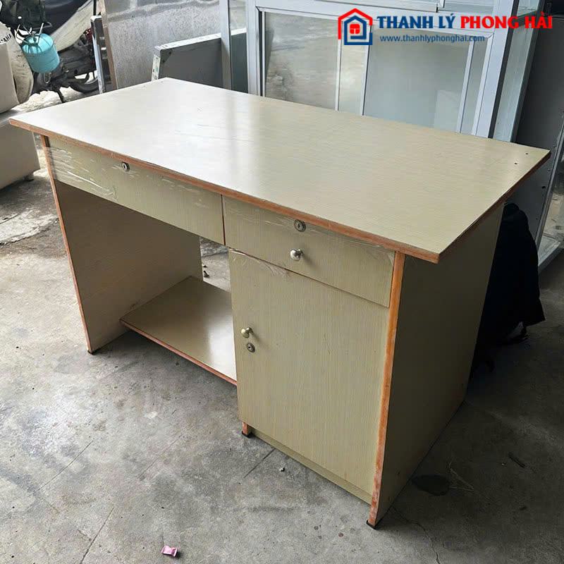 Bàn Làm Việc Cũ 1m18 Kèm Hộc Bàn