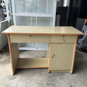 Bàn Làm Việc Cũ 1m18 Kèm Hộc Bàn
