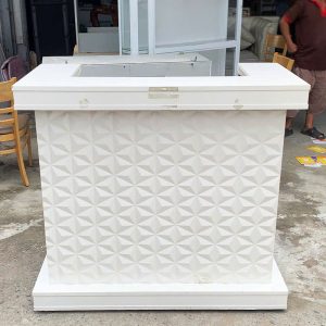 Quầy Lễ Tân Cũ Màu Trắng 1m2