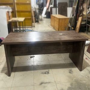 Bàn Làm Việc Cũ 1m6 Màu Nâu Trầm