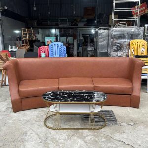 Băng Sofa Bọc Da Màu Nâu 2m6 Kèm Bàn