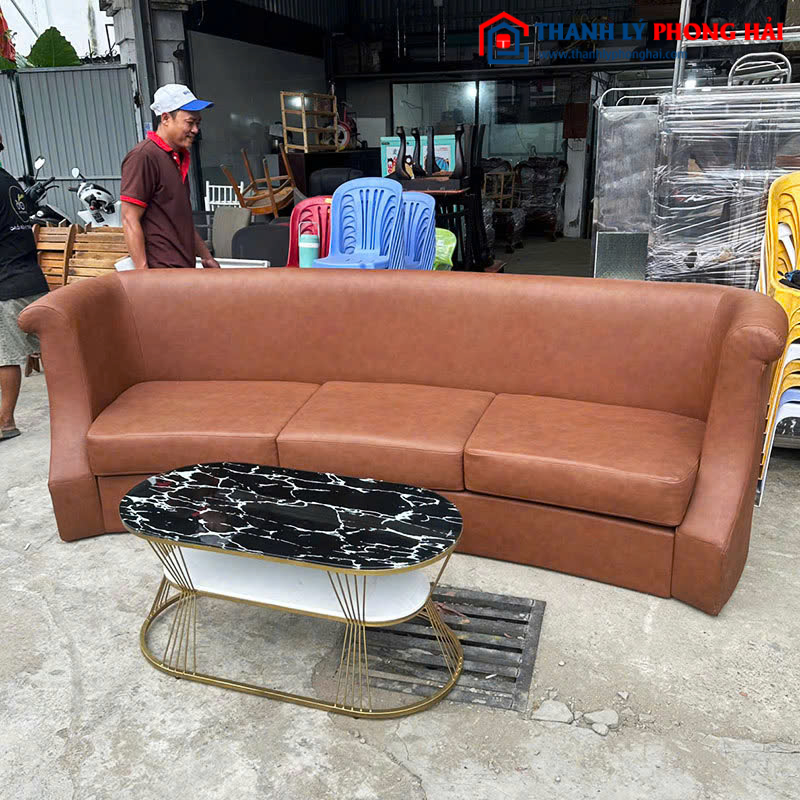 Băng Sofa Bọc Da Màu Nâu 2m6 Kèm Bàn