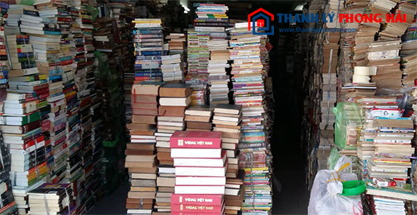 Cửa hàng sách cũ A Hoàng