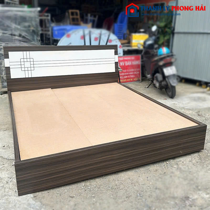 Giường Ngủ Gỗ 1m8 Hiện Đại, Bền Đẹp