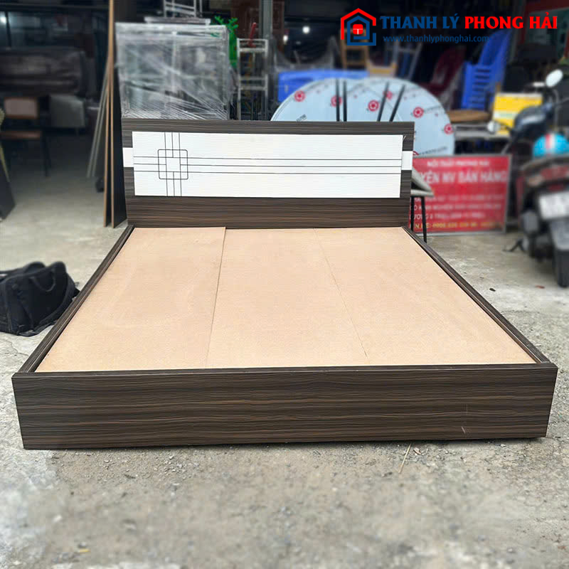 Giường Ngủ Gỗ 1m8 Hiện Đại, Bền Đẹp