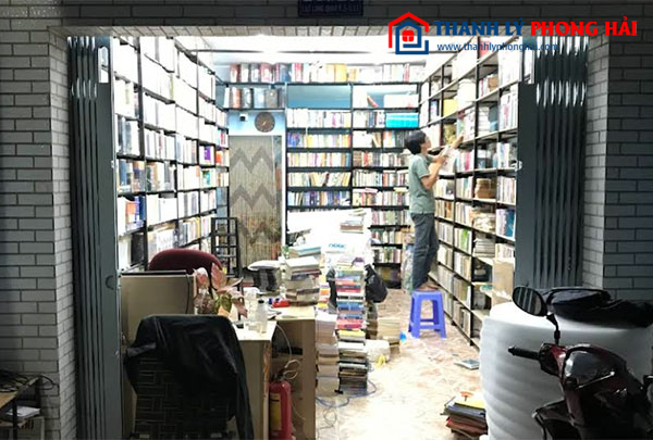Tiệm sách cũ hạo nhiên