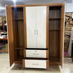 Tủ Quần Áo 1m6 Cũ 4 Cánh Màu Nâu Trầm