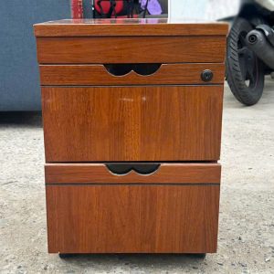 Tủ Tab Gỗ Công Nghiệp Cũ 52cm Hai Ngăn Kéo