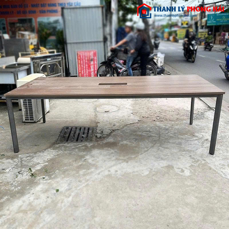 Bàn Họp Cũ 2m4 Khung Sắt Mặt Gỗ