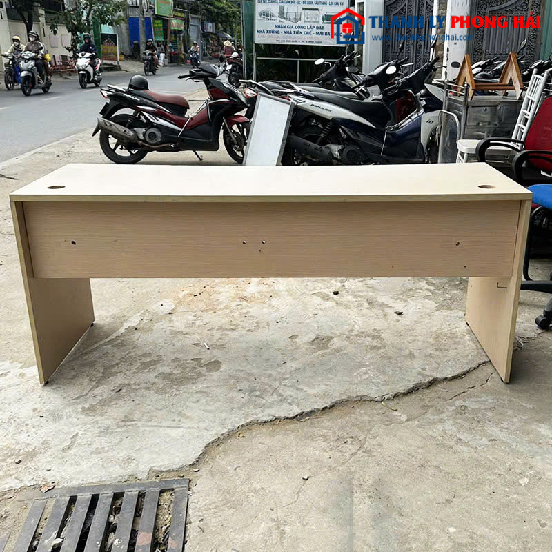 Bàn Làm Việc Cũ Gỗ Công Nghiệp 1m8