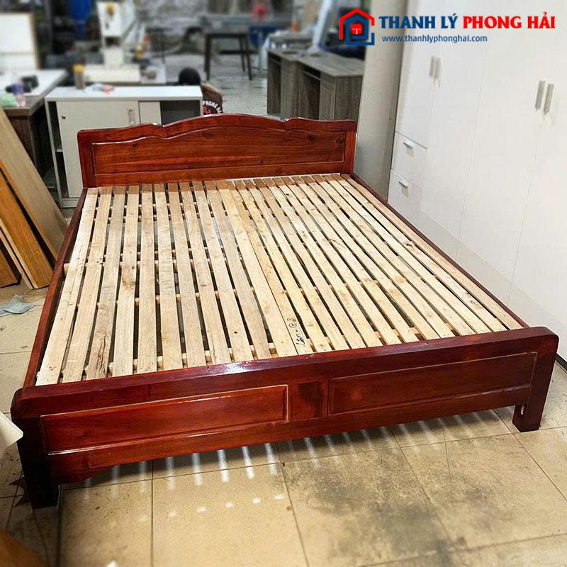 Giường Gỗ Cũ 1m6 Màu Nâu Đỏ