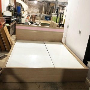 Giường Ngủ Gỗ 1m8 Cũ Màu Be Vân Gỗ