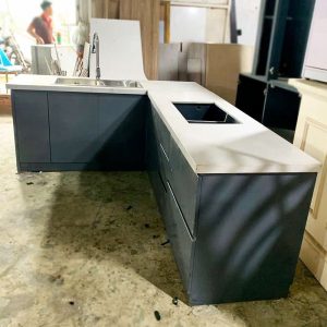 Hệ Tủ Bếp Cũ Trên Dưới Góc L