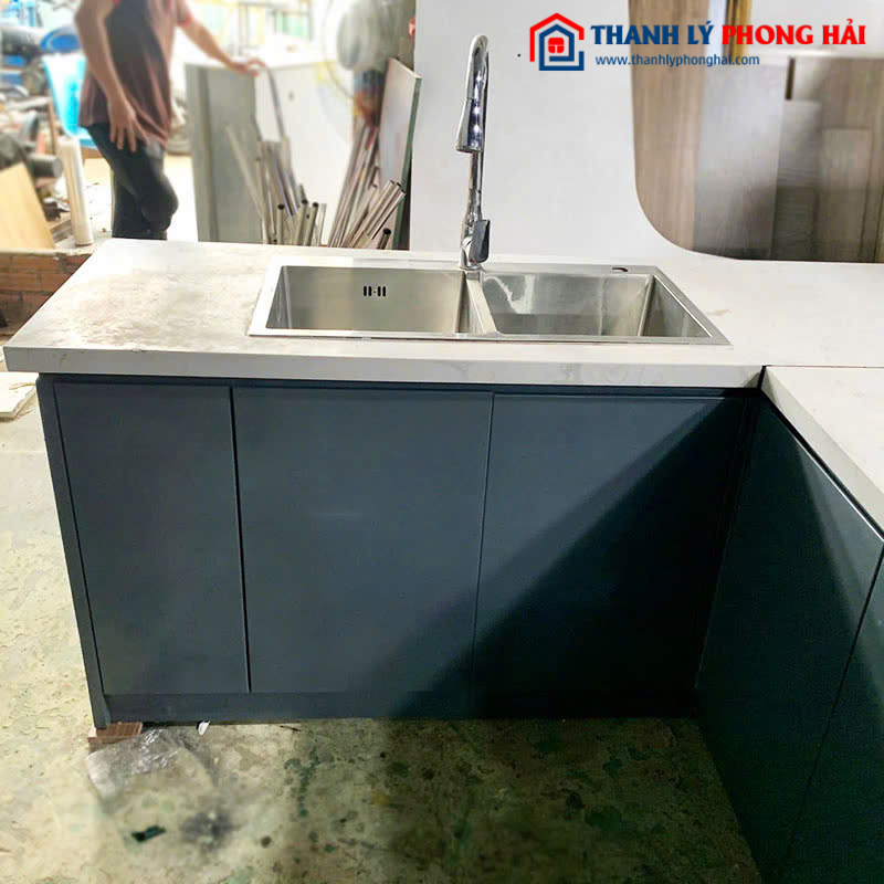 Hệ Tủ Bếp Cũ Trên Dưới Góc L
