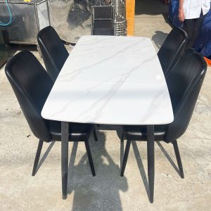 Bộ Bàn Ăn Mặt Đá 1m6 Kèm 4 Ghế Da Cũ