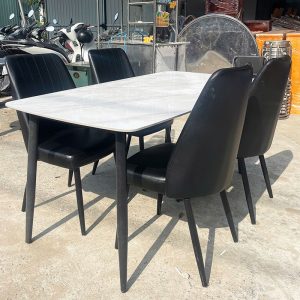 Bộ Bàn Ăn Mặt Đá 1m6 Kèm 4 Ghế Da Cũ