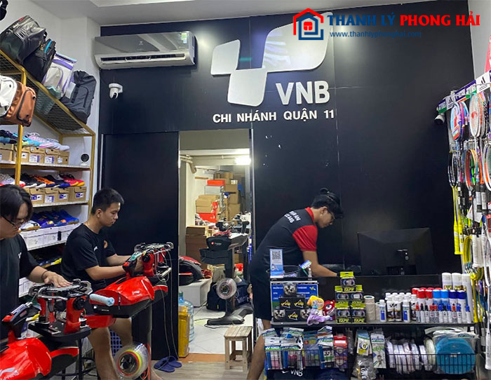 Cửa hàng VNP bán vợt pickleball, vợt cầu lông