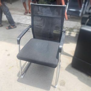 Ghế Chân Quỳ Cũ Lưng Lưới Thấp