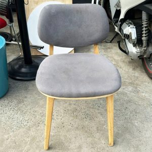Ghế Gỗ Cũ Bọc Nệm Xám