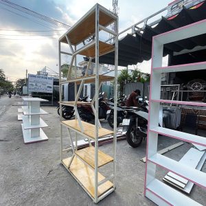 Kệ Trưng Bày Gỗ Tự Nhiên Khung Sắt 1m Cũ